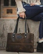 Load image into Gallery viewer, Wyoming Stoned Oil Brown Journey Tote
